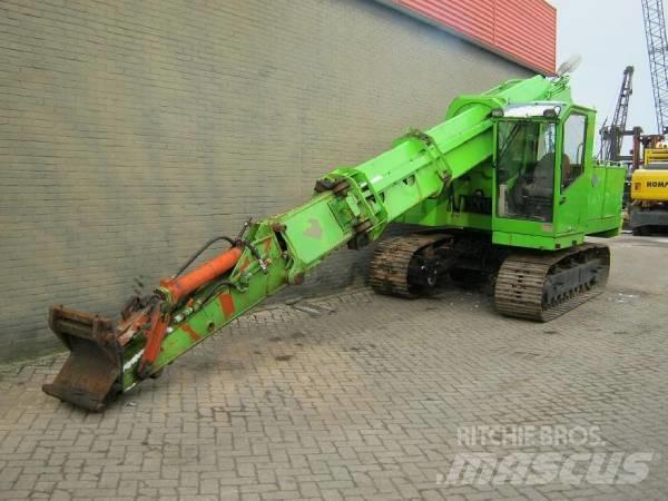  PL820R Специални екскаватори