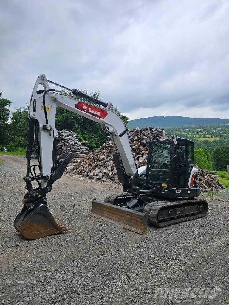 Bobcat E 88 R2 Верижен екскаватор