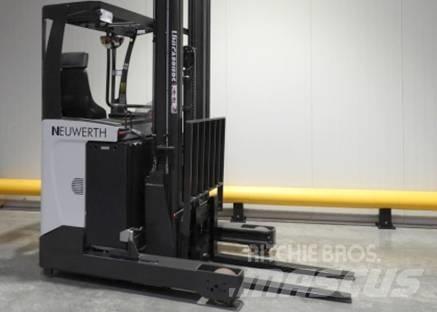 UniCarriers UMS 160 Ретрак/ Високоповдигач с изместване на вилката напред
