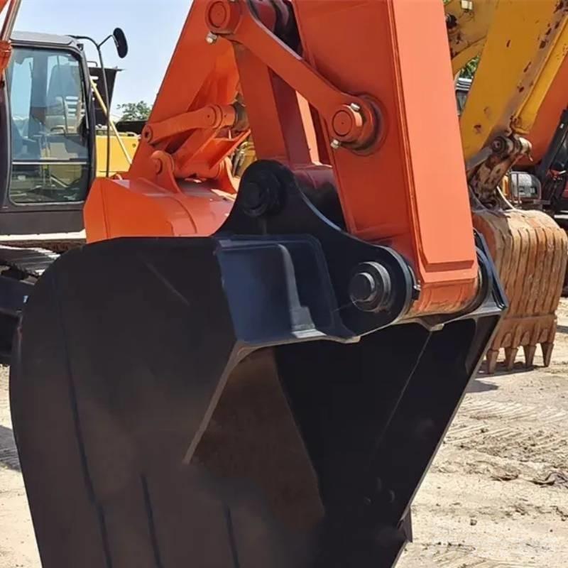 Hitachi ZX 210 Верижен екскаватор