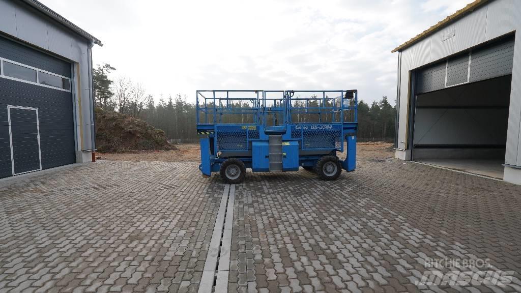 Genie GS3384 RT 4x4 Ножични работни платформи