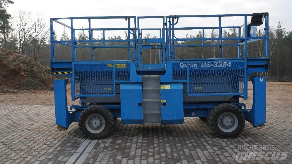 Genie GS3384 RT 4x4 Ножични работни платформи