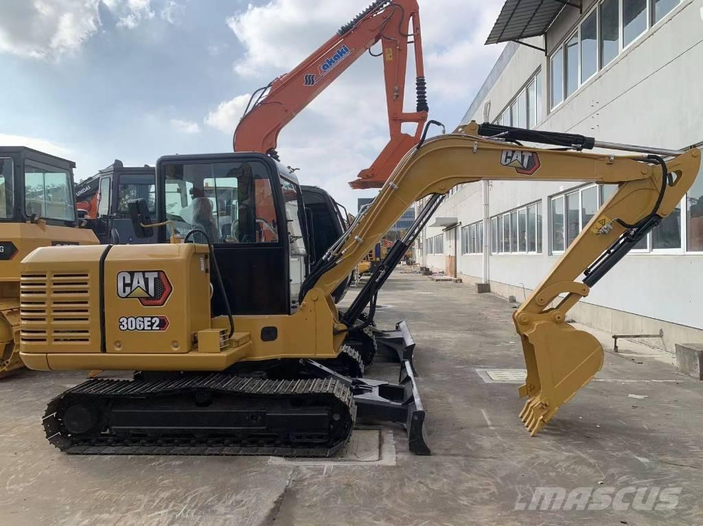 CAT 306 E2 Мини екскаватори < 7 т