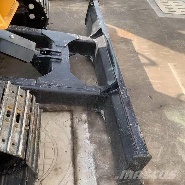 CAT 306 E2 Мини екскаватори < 7 т