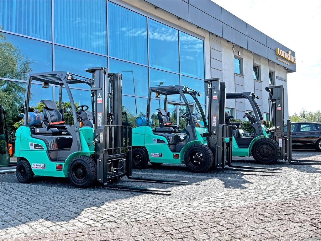 Mitsubishi FG15N Камиони с АГУ