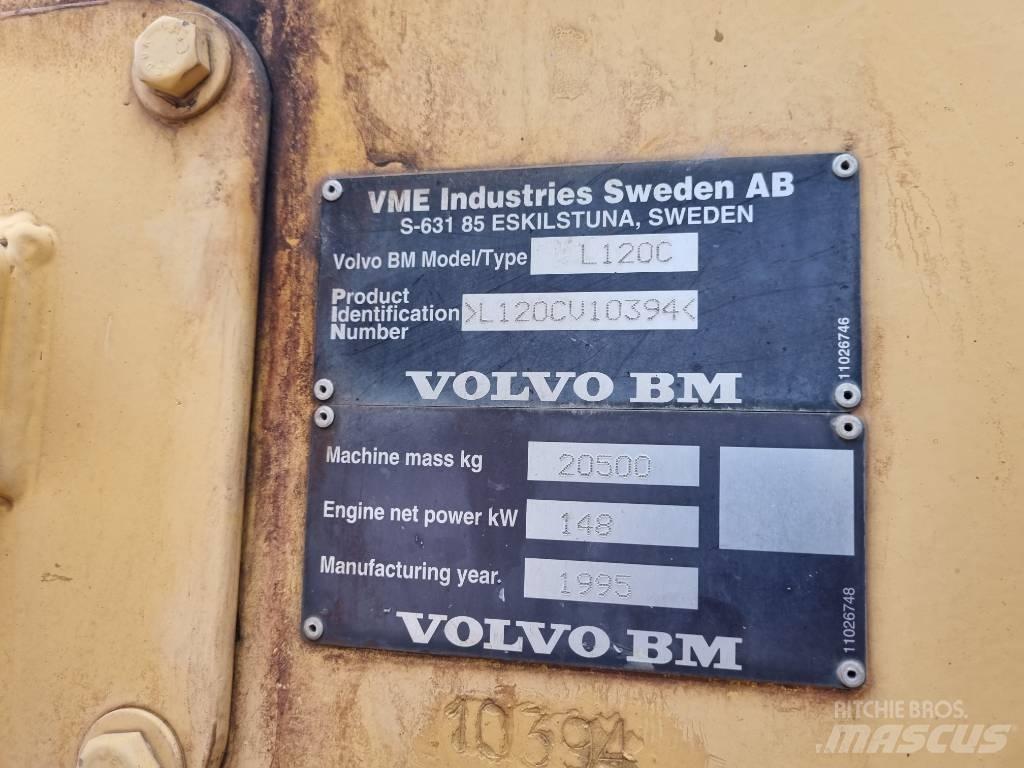 Volvo BM L120C Колесни товарачи