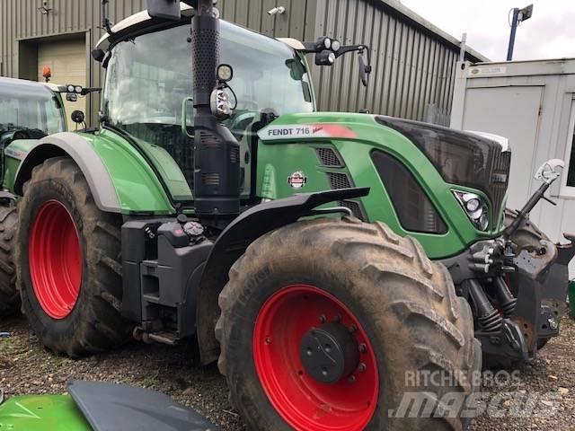 Fendt 716 Profi Plus Трактори