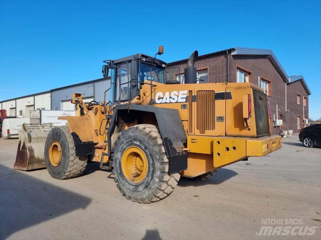 CASE 921 C/2 Колесни товарачи