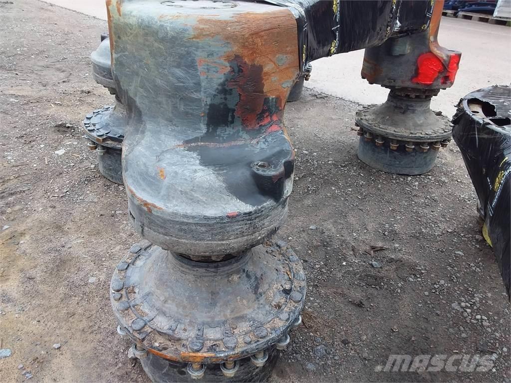 Komatsu Boggielåda Предаване