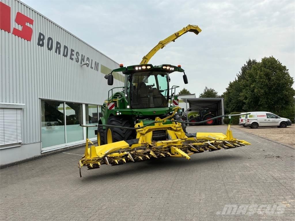 John Deere 8300i Фуражни комбайни