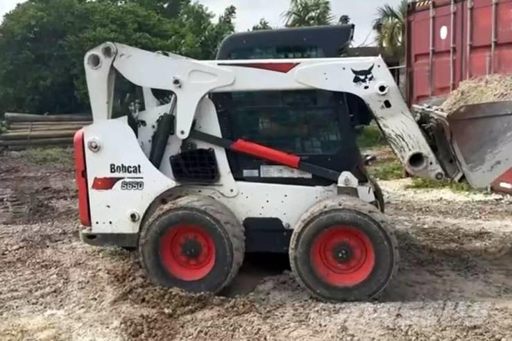 Bobcat S650 Мини товарачи
