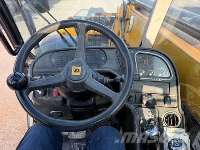 JCB 533-105 Телескопични товарачи