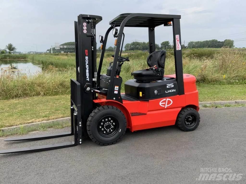 EP EFL 252 XS Електрически вилични кари-повдигачи