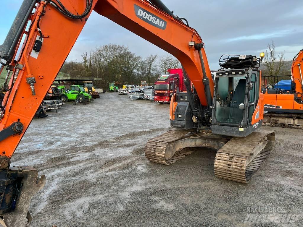 Doosan DX 235 Верижен екскаватор