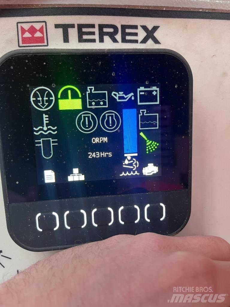 Terex Finlay 883+ E Мобилни скрийнери
