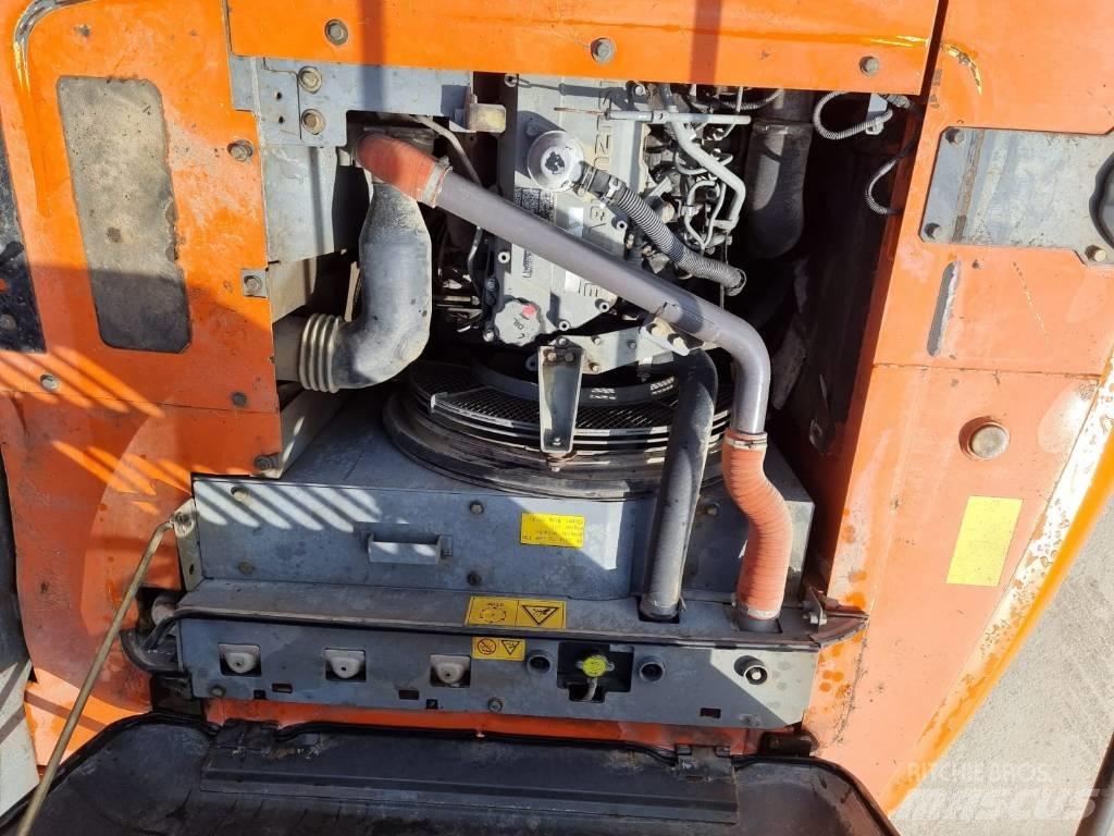 Hitachi ZX 210 LC-3 Верижен екскаватор