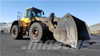 Volvo L 220 F Колесни товарачи