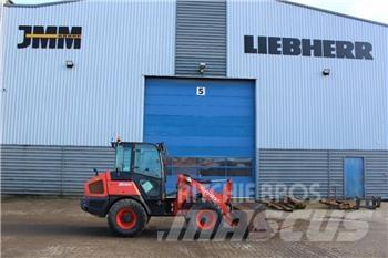 Kubota R085 Колесни товарачи