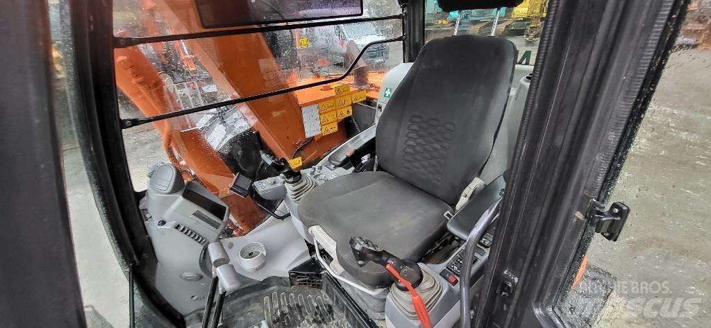 Hitachi ZX 85 US-6 Средни екскаватори 7т - 12т