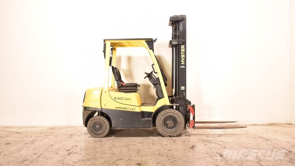 Hyster H 2.5 XT Дизелови камиони