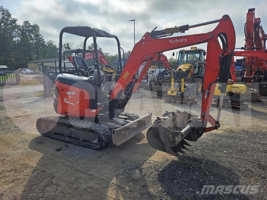 Kubota U 27-4 Мини екскаватори < 7 т
