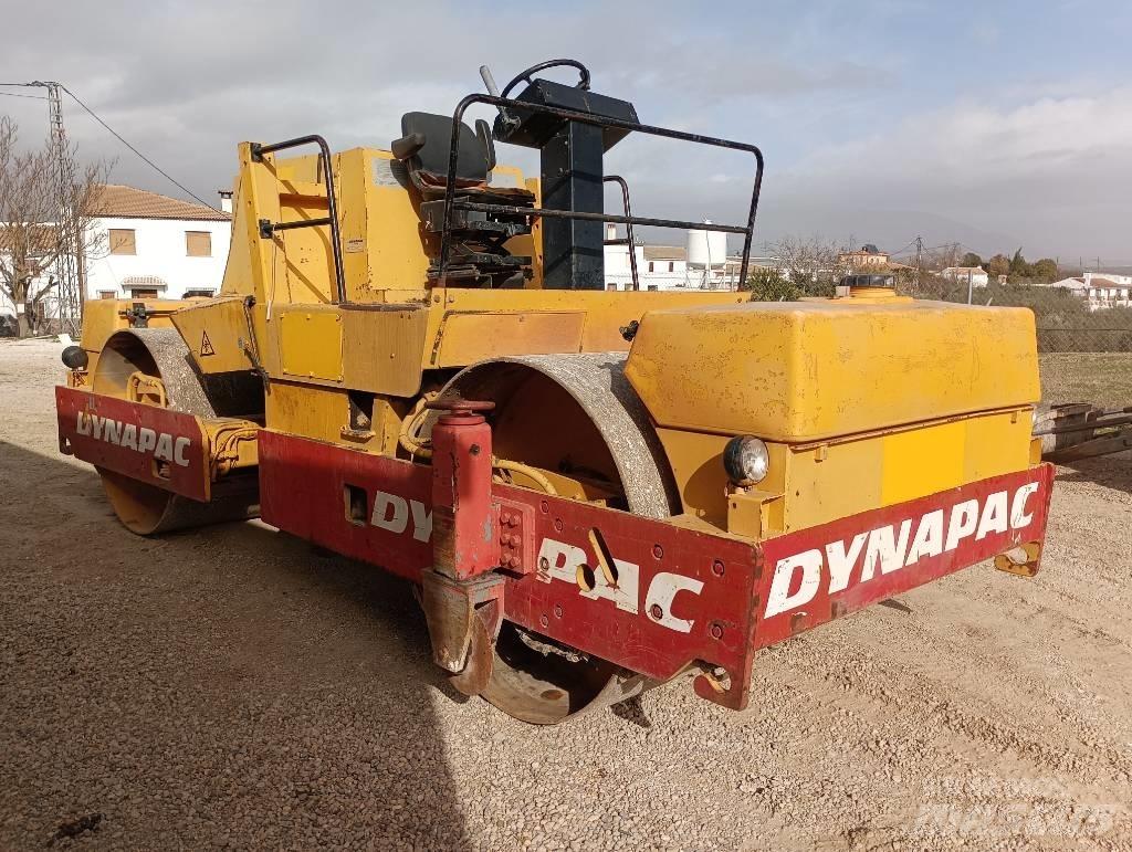 Dynapac CC 42 Двойни барабанни ролки
