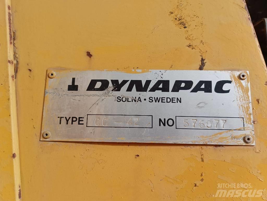 Dynapac CC 42 Двойни барабанни ролки

