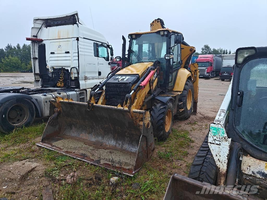CAT 428 F2 Товарач със заден ексватор