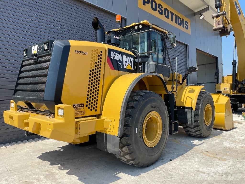 CAT 966M XE Колесни товарачи