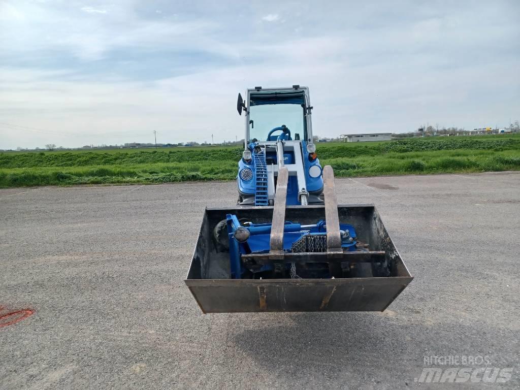 Multione SL840 4WD Мини товарачи
