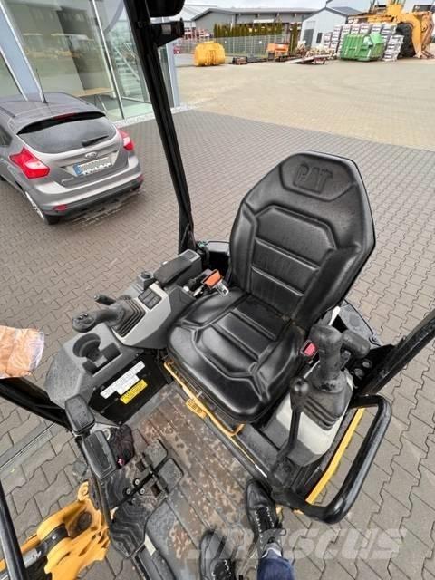 CAT 301.7 CR Мини екскаватори < 7 т