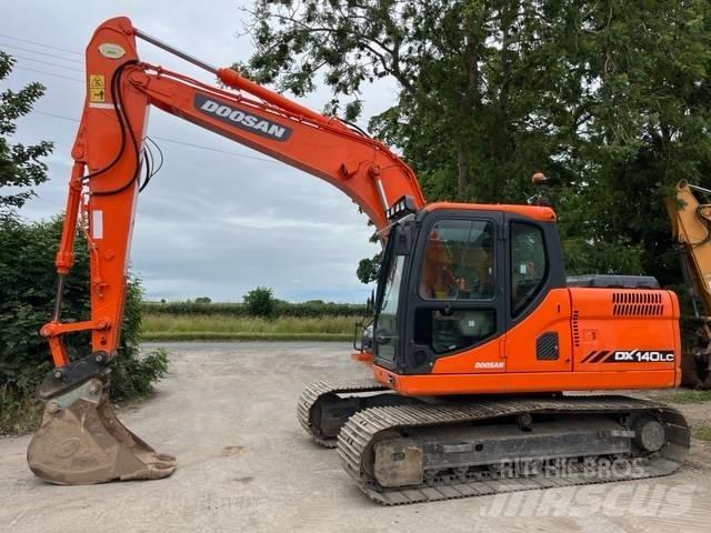 Doosan DX 140 LC Верижен екскаватор