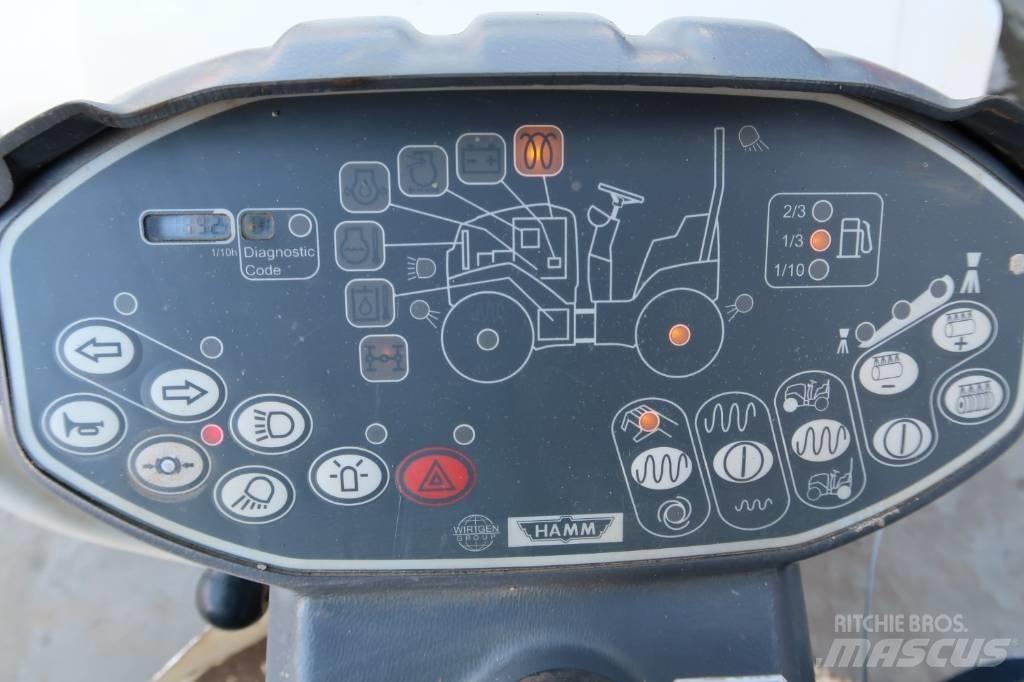 Hamm HD 12 VV Двойни барабанни ролки
