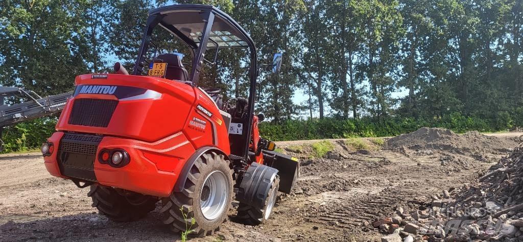 Manitou MLA 4-50 H Колесни товарачи