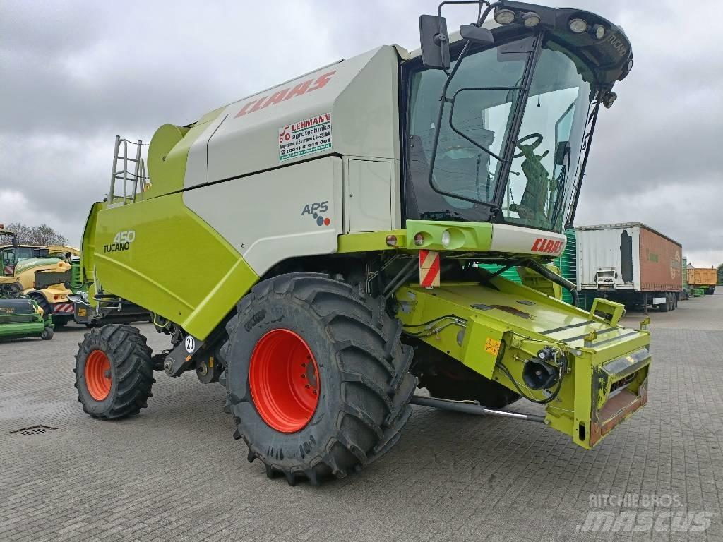 CLAAS Tucano 450 Комбайни