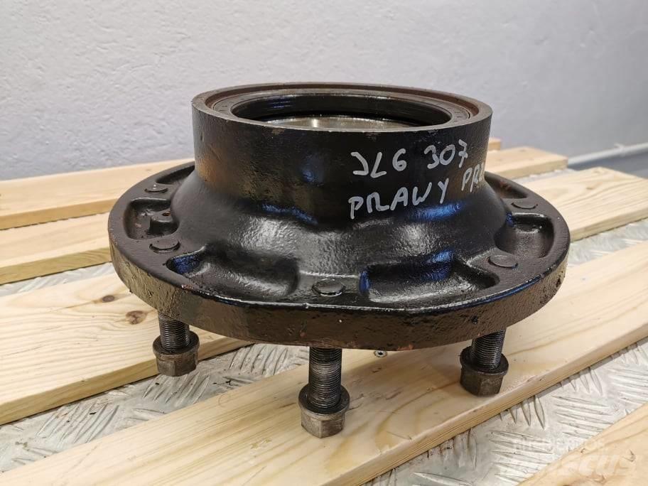 JLG 307 wheel hub Гуми