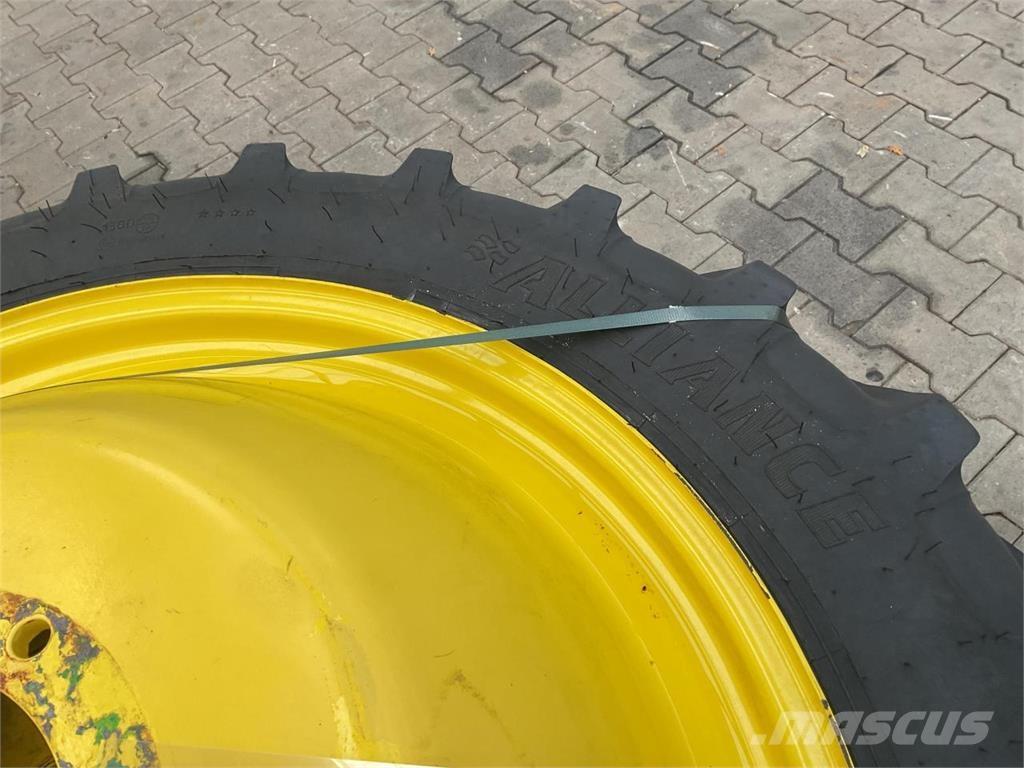 Alliance 270/95R36 Колелета/Гуми