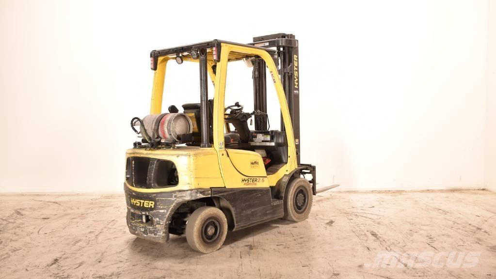 Hyster H2.5FT Камиони с АГУ