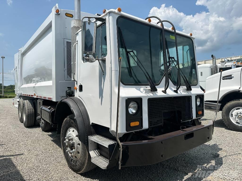 Mack MR Камиони за отпадъци