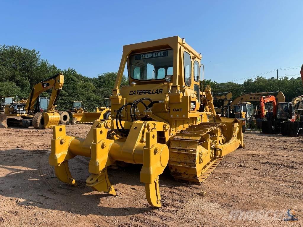 CAT D 7 G Верижни булдозери
