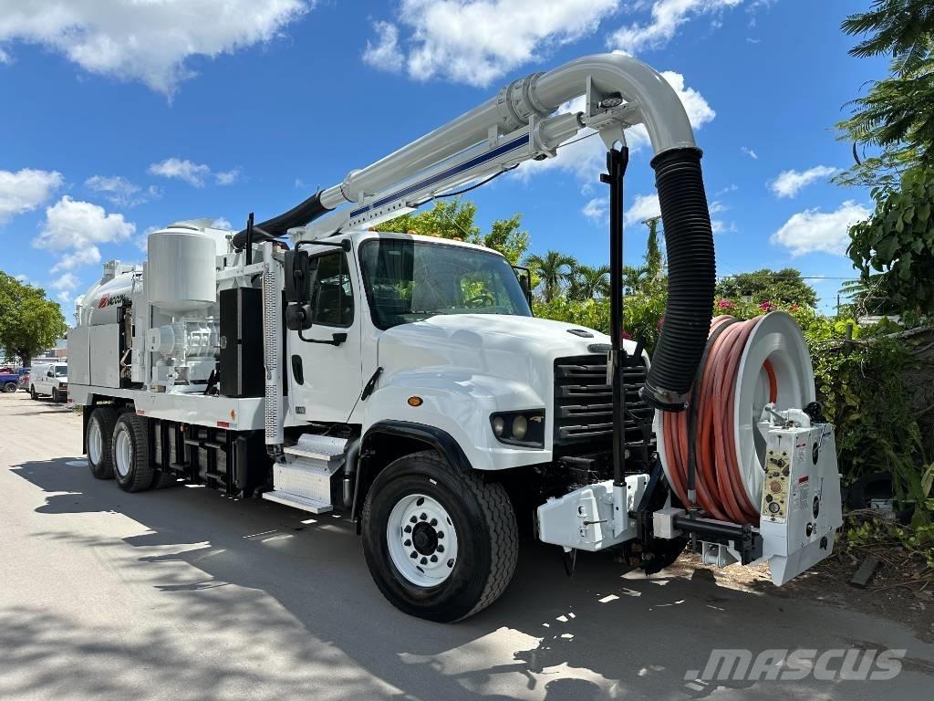 Freightliner 114 SD Комби / вакуум камиони
