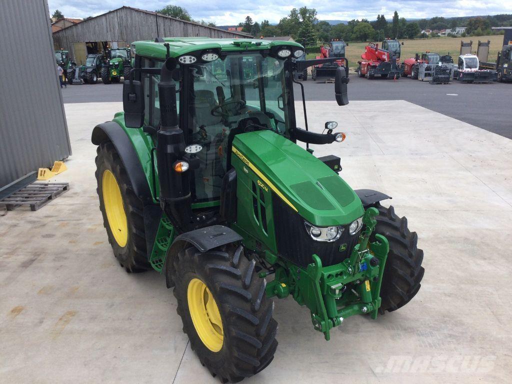 John Deere 6120 M Трактори