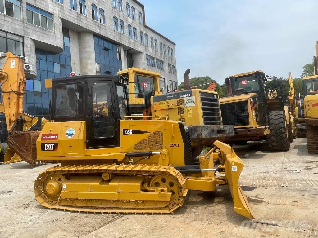 CAT D 5 K Верижни булдозери
