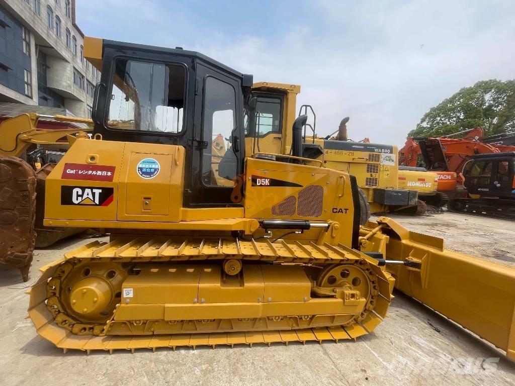 CAT D 5 K Верижни булдозери
