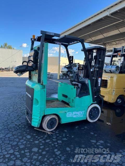 Mitsubishi FBC25 Електрически вилични кари-повдигачи
