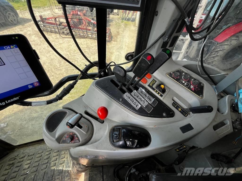 Massey Ferguson 5470 Трактори