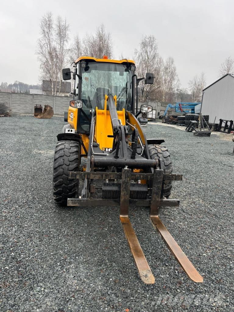 JCB 409SV Колесни товарачи