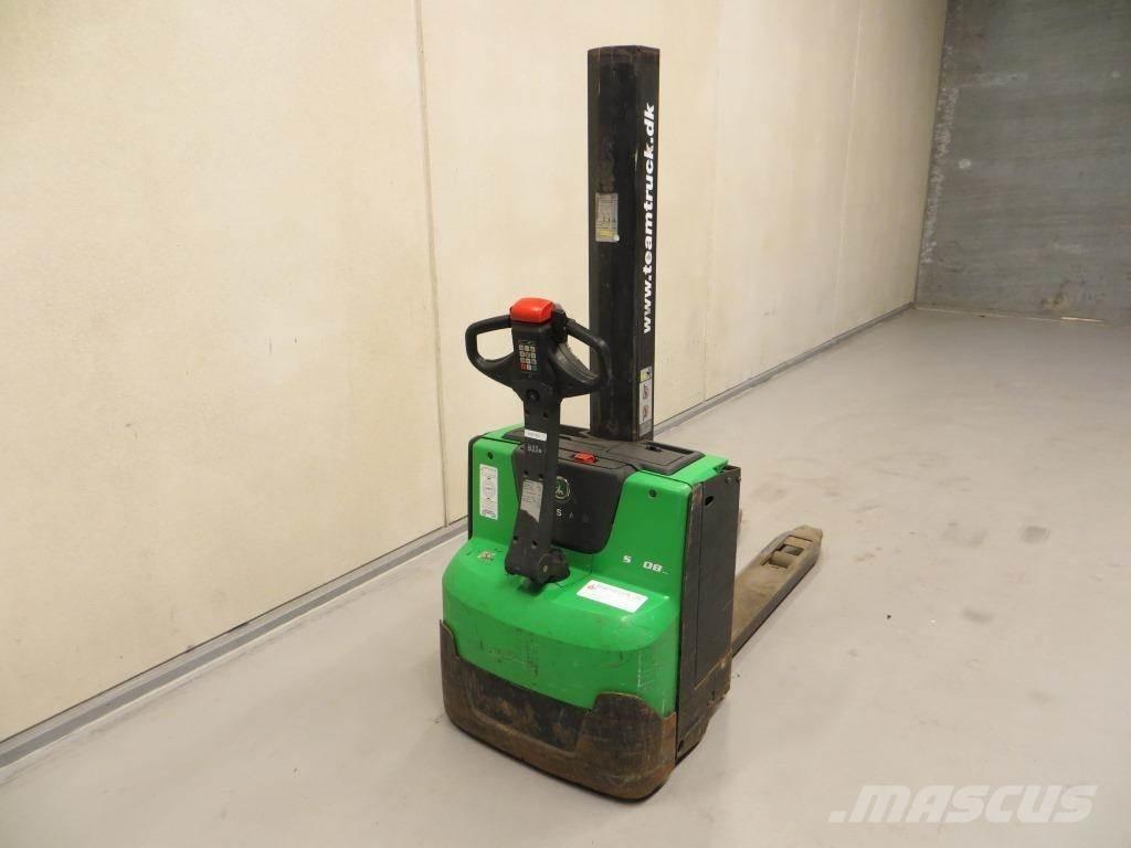 Cesab S208L Самоходни товарачи