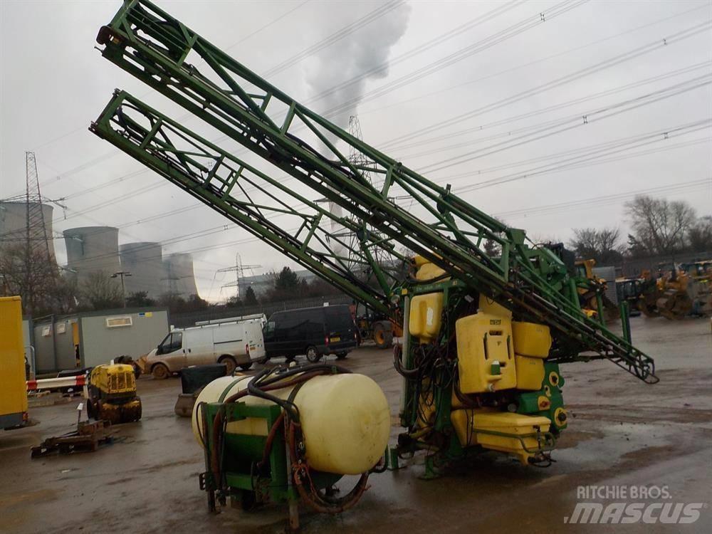John Deere 510 Прикачни пръскачки
