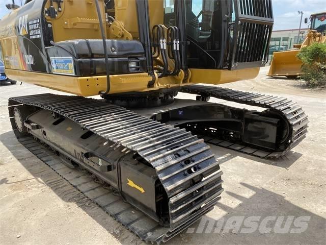CAT 320 D Верижен екскаватор